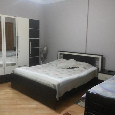 Guesthouse Zeinabi Tbilisi Exterior foto